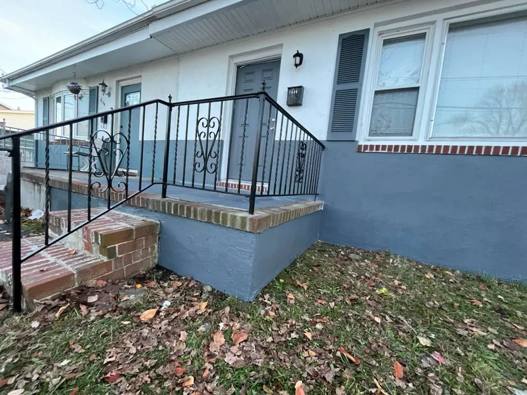 Carpentry & Trim example by Garden State Contractors